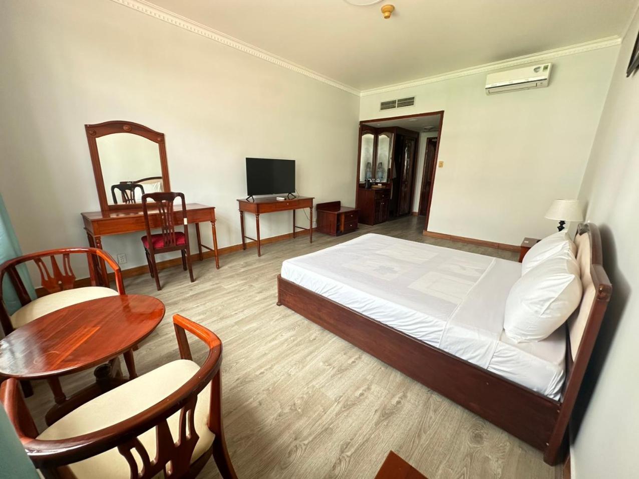 Ngoc Thu Hotel Soc Trang Екстериор снимка